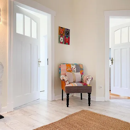 Demory 22 Apartment *